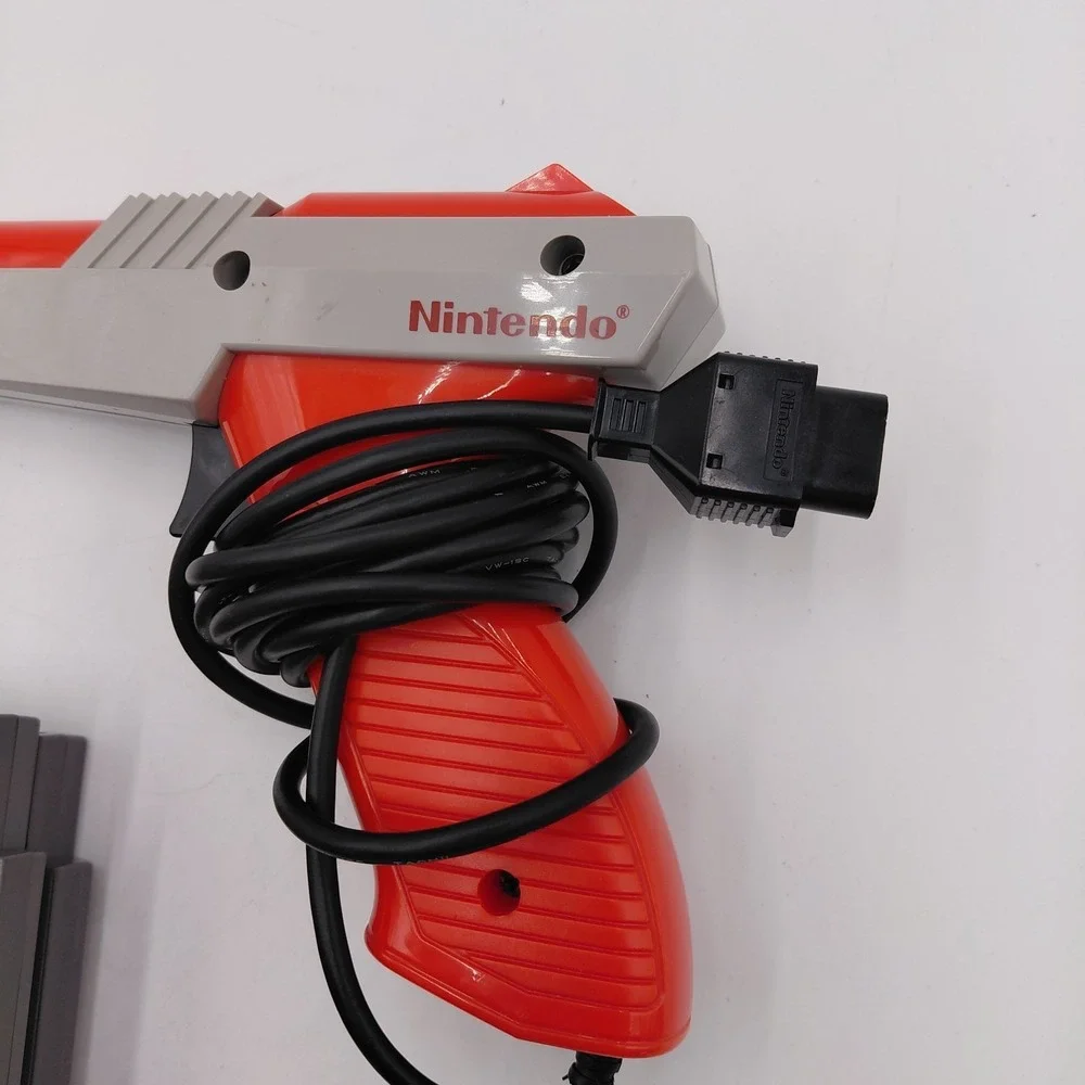 Super Mario Bros Duck Hunt & Hogans Alley Games NES Orange Zapper Gun Lot